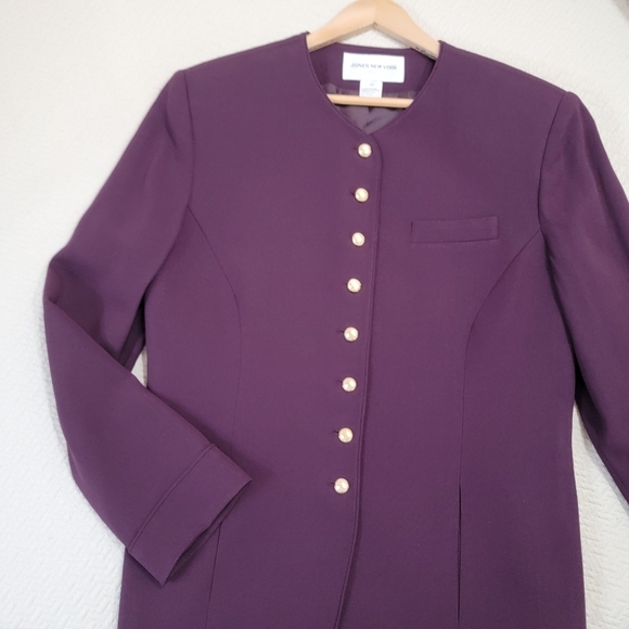 Jones New York Suit Jacket Plum Color Blazer Gold Buttons Size 12 - Picture 6 of 16